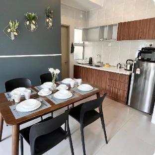 Comfortable Aloft Cameron Highlands Three Apartment in Brinchang