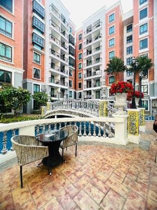 Espana Condominium Apartment in Pattaya City