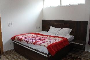 Cozy Heavenn Stay  Apartment in Himachal Pradesh