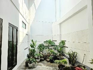 Rumah baru modern dan nyaman Vacation rental in Indonesia