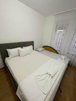 Chic One-Bedroom Apt in Budva Vacation rental in Budva