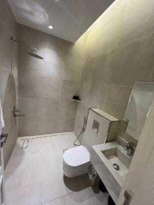 شقة مودرن غرفتين نوم و صالة ( 20 )  Apartment in Riyadh