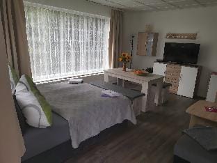 Lakeside Escape with Garden Fun Vacation rental in Mecklenburg-Vorpommern, Germany