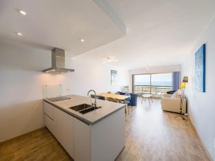 Modern apartment with direct sea view Apartment in Middelkerke