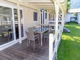 Mobile Home Bodensdorf near Gerlitzen Ski Area Campground/ 
RV Resort in Carinthia, Austria