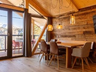 Natural chalet with sauna and hot tub Vacation rental in Carinthia, Austria