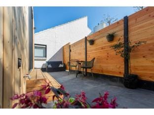 Tiny house on the edge of the forest in Zoutelande Vacation rental in Zoutelande