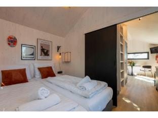 Tiny house on the edge of the forest in Zoutelande Vacation rental in Zoutelande