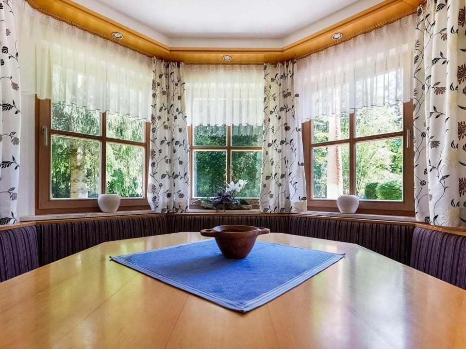 Ferienwohnung mit Terrasse in Schonau am Konigsee Hotel in Berchtesgaden