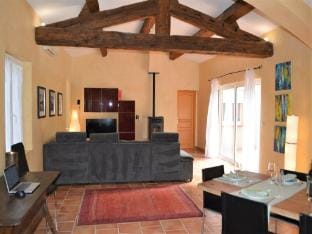 House in Montfort-sur-Argens with garden Vacation rental in French Riviera