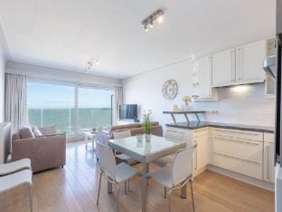 Studio with terrace and sea view Apartment in Middelkerke