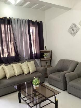Accra Transient House Vacation rental in Puerto Princesa