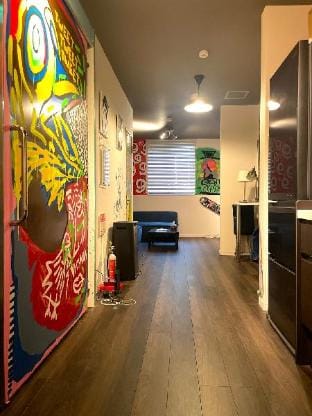 Art House Bentencho/USJ/Direct to Kansai Airport/Up to 8 People/88 sqm Vacation rental in Osaka