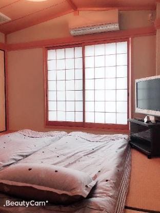 SAKURA樱之舞三号馆，大阪市中心区域，离心斋桥步行7分钟，地铁站步行即到。 Vacation rental in Osaka