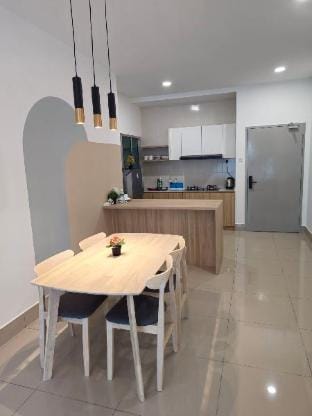 Premium Condo at Razak City Residence (Blok A3) Vacation rental in Federal Territory of Kuala Lumpur