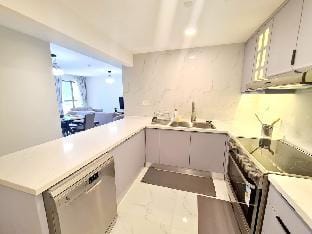 Nr to beach-Beautifully upgraded Apartment in Dubai