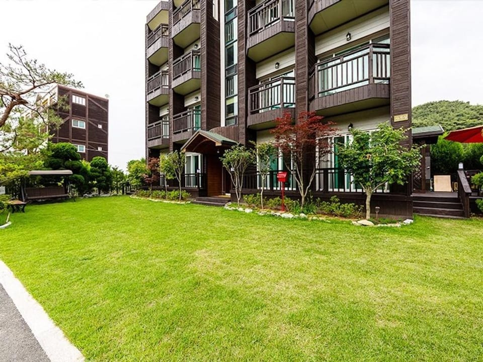 Jebudo Woori Pension Bed and Breakfast in Gyeonggi-do