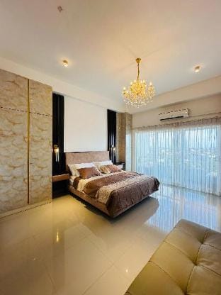 Romantic skyline beach view perfect for honeymoon  Apartment in Negombo