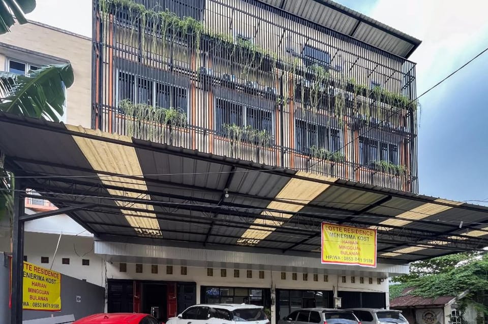 RedDoorz Lotte near PTC MALL Hotel in Indonesia