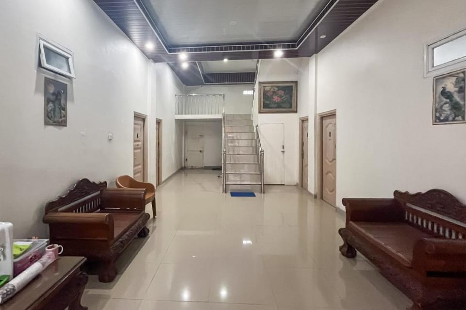 RedDoorz Lotte near PTC MALL Hotel in Indonesia