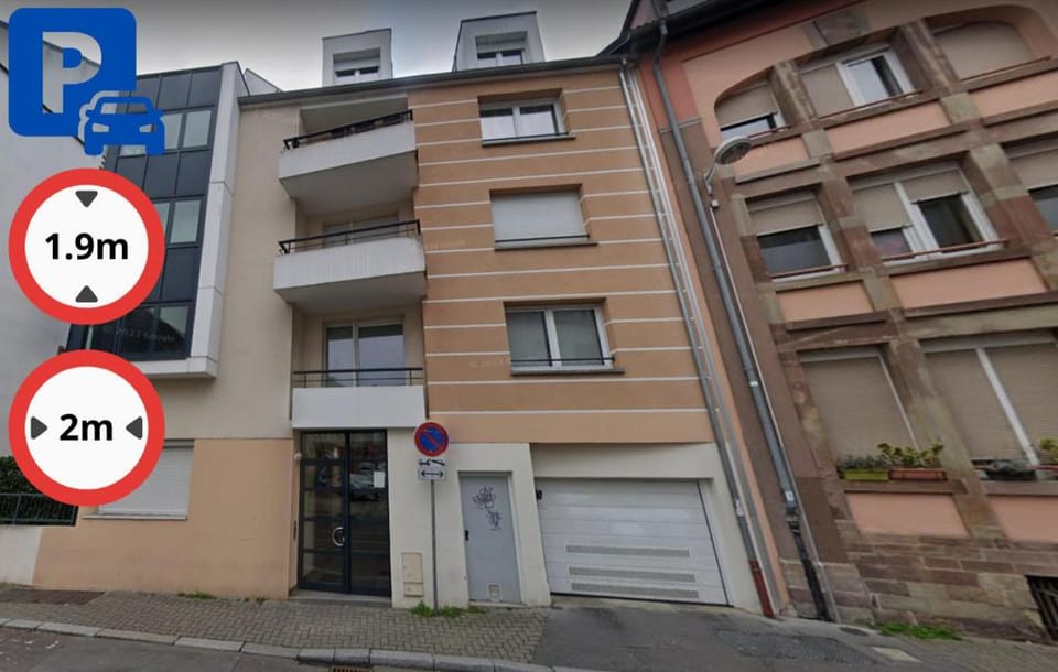 hallesgare 1 free parking up to 4 Apartment in Strasbourg