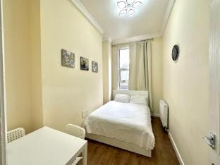 central two bedroom flat 1st floor  Apartment in London Borough of Islington