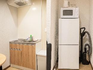 Osaka Tsurumibashi 2ppl House 7min-Sta direct KIX Vacation rental in Osaka