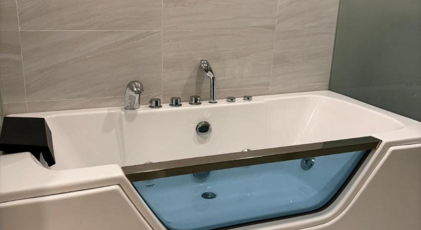 Japan Town 2BR with bathtub/7eleven/bar Apartment in Ho Chi Minh City