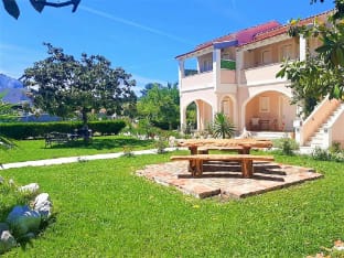 Relax Studios Corfu ★ AVRA ground floor studio Apartment in Roda