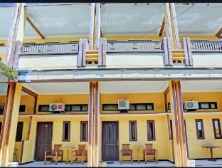 Ratu homestay syariah  Vacation rental in East Java