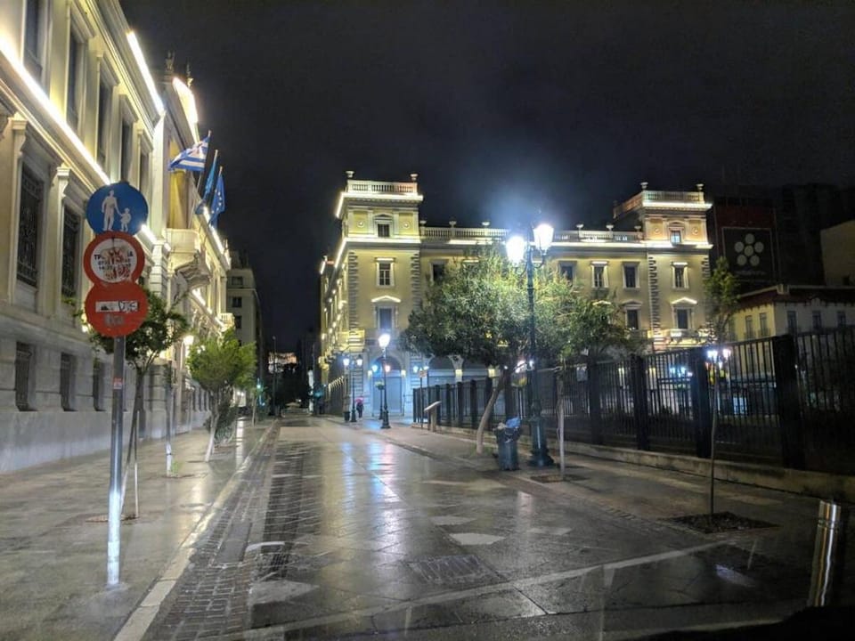 Cozy Luxury Apartment in the Heart of Athens 8-2 Apartment in Athens