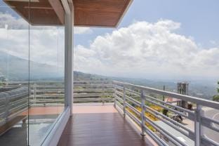 Incredible 3BR Villa with Beautiful View Villa in Bali