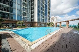 Stunning 3BR Firework & Scenic Pool Views D7 HCMC Apartment in Ho Chi Minh City