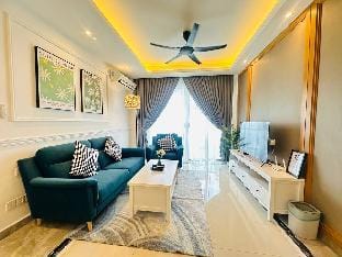 Unblocked Sea view 2BR unit R&F Princess by ANJU Apartment in Johor Bahru