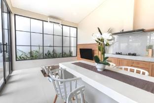 Comfy 2BR Private Pool Villa near GWK Villa in Bali