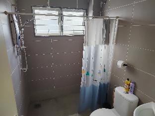 Three (3) Storey House Port Klang (Port & Factory) Vacation rental in Selangor, Malaysia