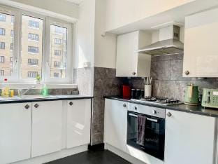 3BR flat in Greenlane near Finsbury Park Apartment in London Borough of Islington