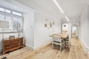 Hububb Luxury Queen's Gate Garden Apartment in City of Westminster