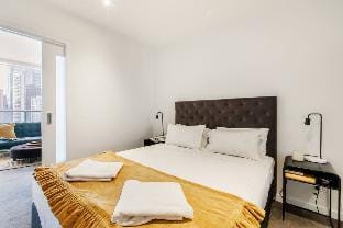 Southbank Bella - New Listing Apartment in Southbank