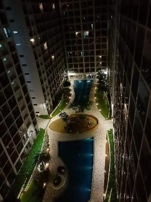 Miami Vice Luxury Stays Apartment in Pasay