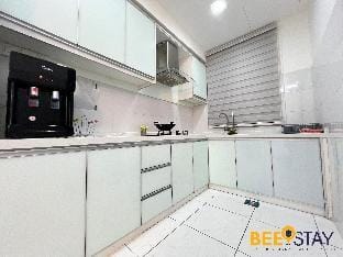 Bandar Saujana Putra 8PAX Residence Pool View Apartment in Selangor, Malaysia