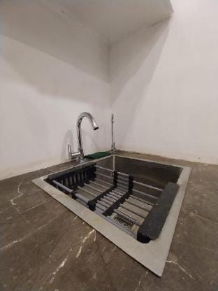 Warli stays Apartment in Noida