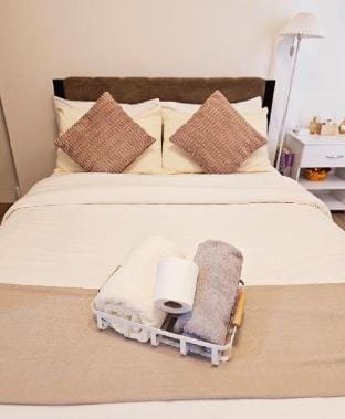 Minimalistè Bcd
Cozy & Best Location at Lacson St Apartment in Bacolod
