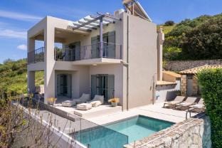Ya Chara Villa︱A Tranquil Retreat w/Pool & Vistas Villa in Crete
