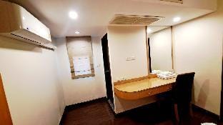 5C-2bedrooms2.5bathsdowntown Bangkok Near Btsmrt Apartment in Bangkok
