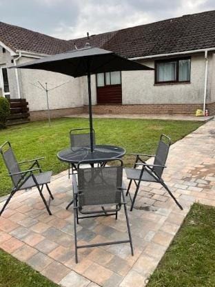 Charming 2 bed house  Perfect base for sightseeing Vacation rental in Scotland