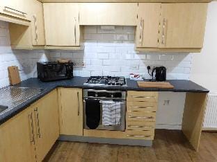 Fabulous  2 bed apt  10 mins from City Centre Apartment in Glasgow