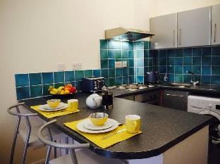 Fabulous location  One Bedroom West End Flat  just off Byres rd  close to SEC   Hydro Apartment in Glasgow