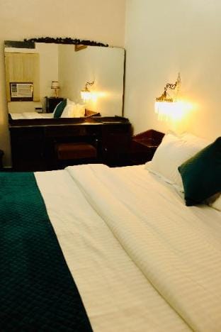 AHA Luxury Villa – 3BR Retreat in Central Udaipur Villa in Udaipur