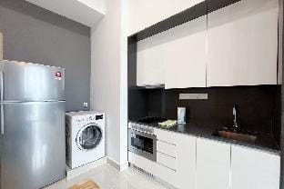 Striking View 1 bedroom Suite@Colony@Infinitum Vacation rental in Federal Territory of Kuala Lumpur
